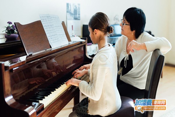 雅格音乐培训学校加盟费