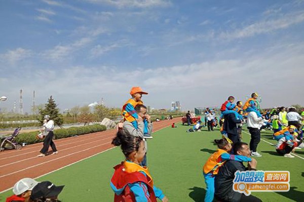 小宝贝幼儿园加盟费