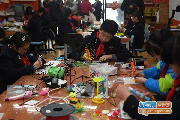 思创优学创客教育