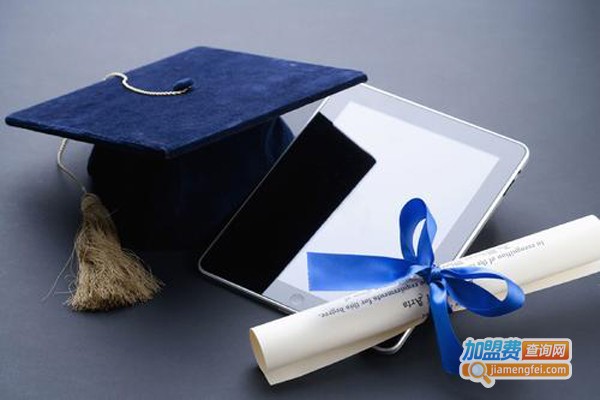 博学培训加盟费