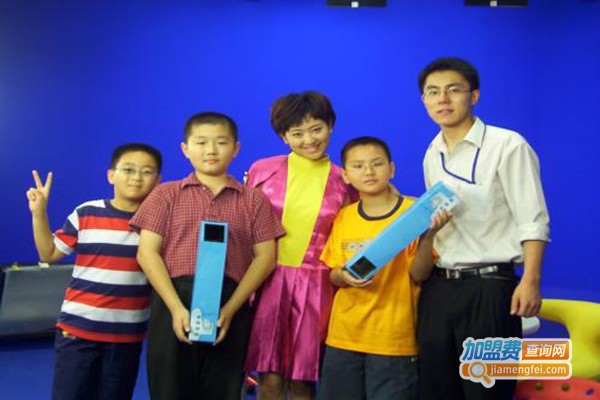 小牛顿科学实验馆加盟费