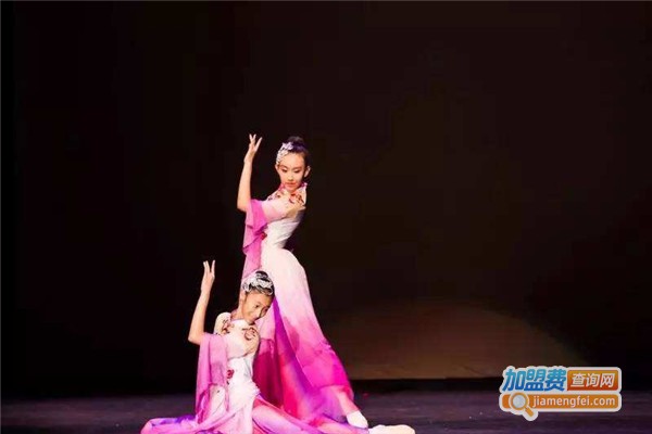 雅姿舞蹈加盟费