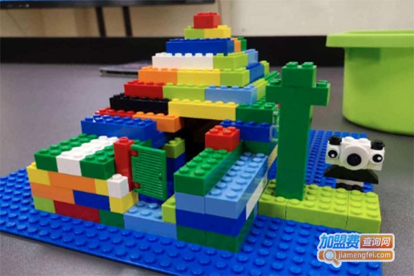 乐趣学堂机器人教育