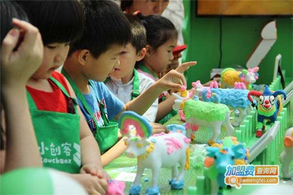 touchBOX小创客加盟费