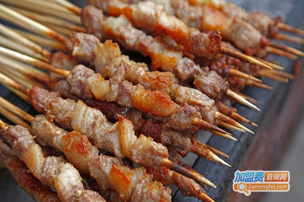 阳光阿里无烟烧烤加盟门店