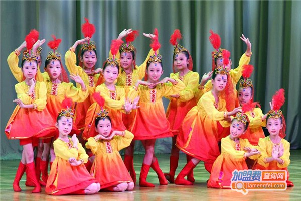 花儿舞蹈艺术学校加盟费
