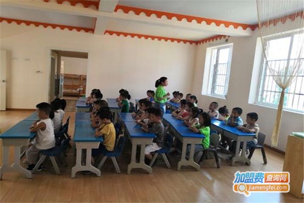 优卓越幼儿园加盟费