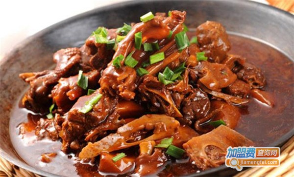 东北味铁锅炖加盟_开东北味铁锅炖轻松实现财富自由！