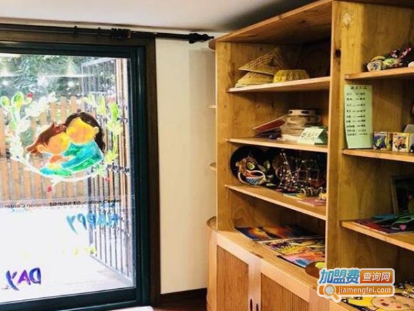 画香笔香国际艺术教育加盟费