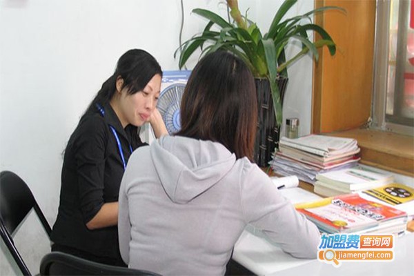 金榜英才教育加盟费