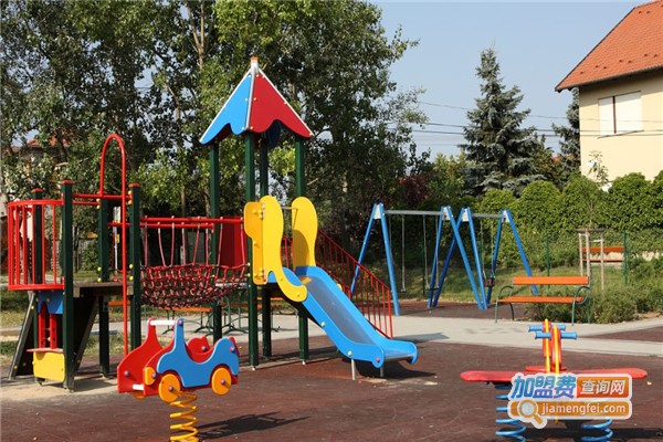 快乐城堡幼儿园加盟费