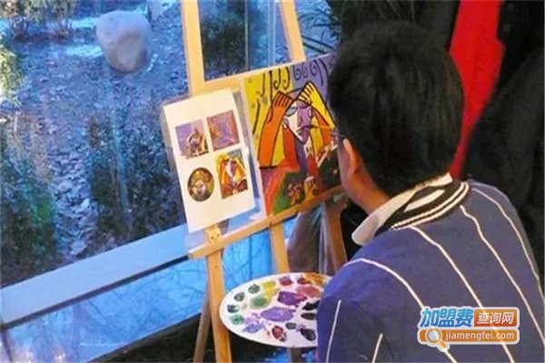 小画佳创意美术中心加盟，加盟小画佳创意美术中心，赚钱当老板！