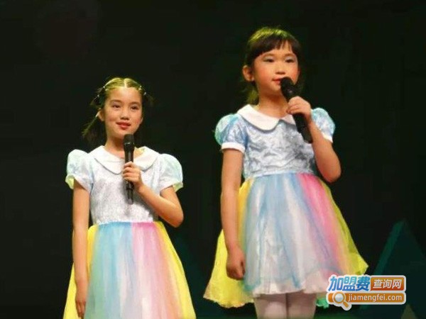 星童文化少儿口才