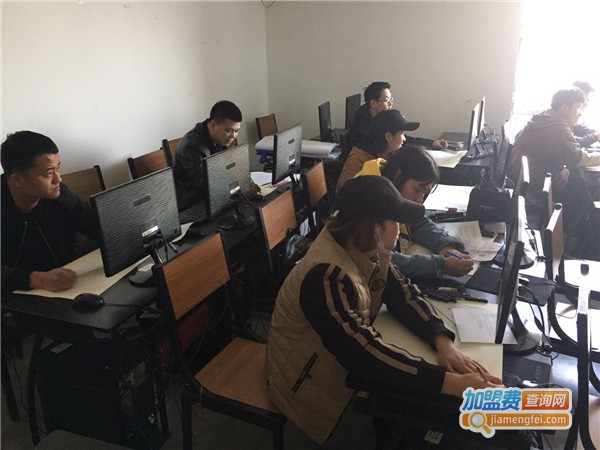 龙升教育加盟门店