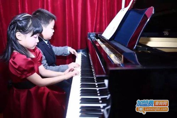 卓越艺术培训中心加盟费