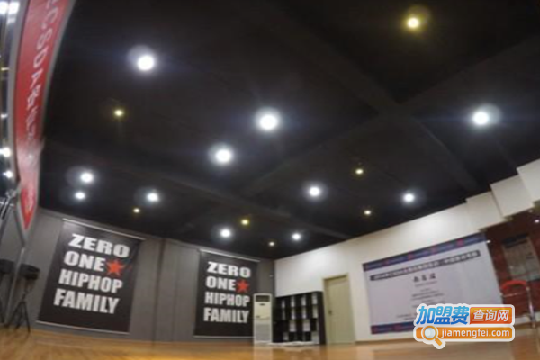 万载零壹流行舞培训机构加盟费