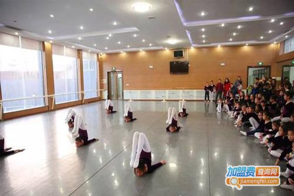 寰亚未来少儿艺术加盟