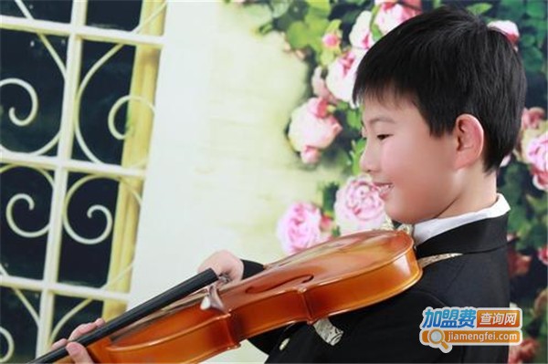 易多拉小提琴加盟