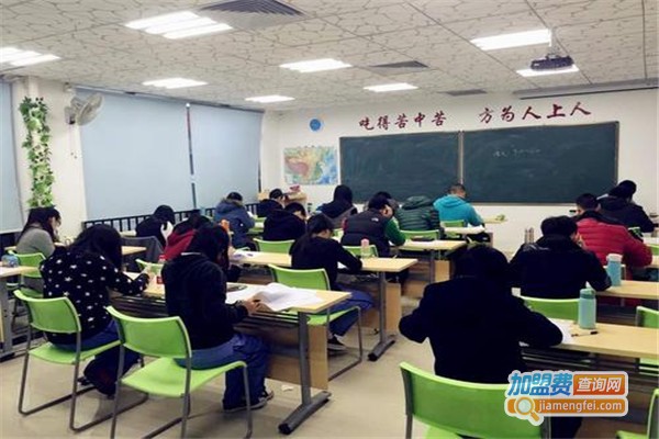 夏越教育加盟费