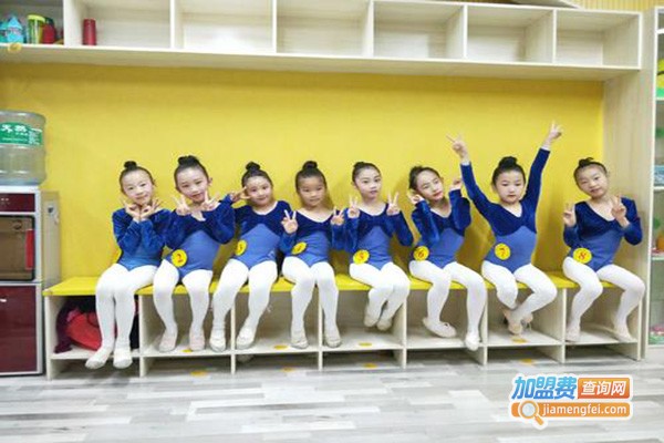 阳光舞校加盟门店