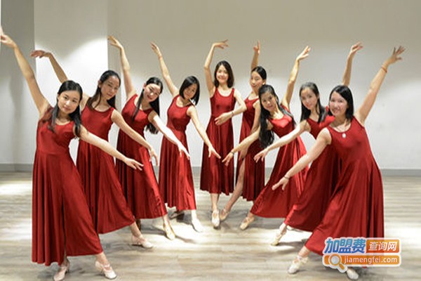 舞蹈培训基地加盟费