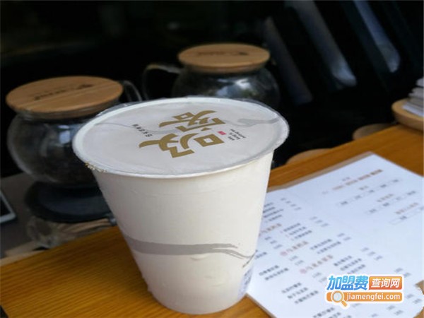 吸客功夫乌龙茶加盟门店