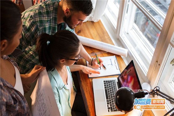 阶梯教育辅导中心加盟费