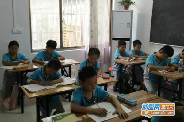 乐学托管加盟费