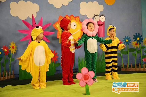 七色光艺术加盟费