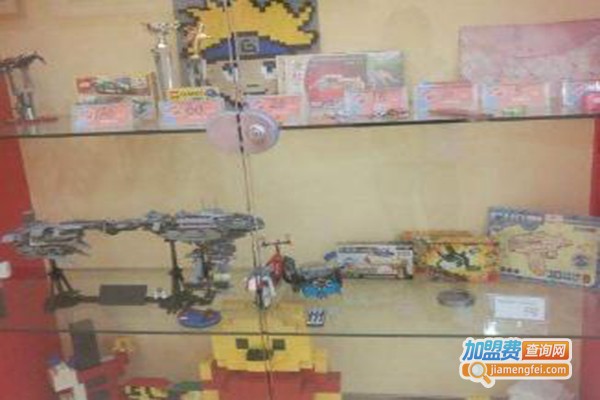 睿趣疯狂机器人·乐高STEM加盟费