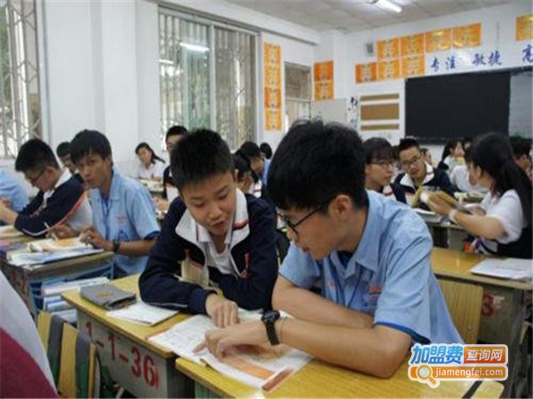 龙升教育加盟门店