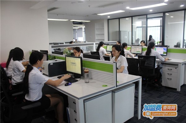 育新教育加盟费