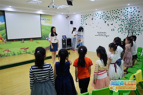 新星座儿童口才加盟费