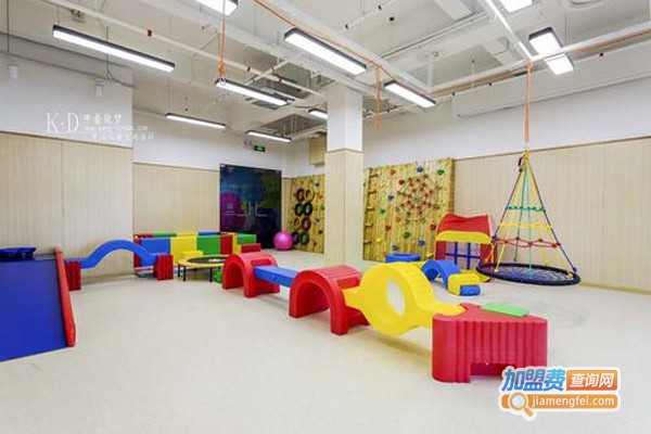 乐阳教育培训中心加盟费