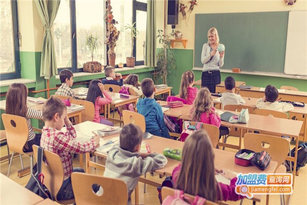 旭日幼儿园加盟费