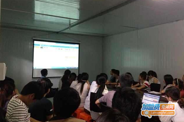 步步为赢教育加盟费