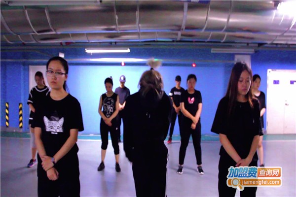 唯艺舞蹈加盟费