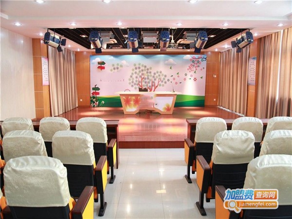 百草园教育加盟门店