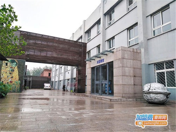 深蓝画室加盟门店