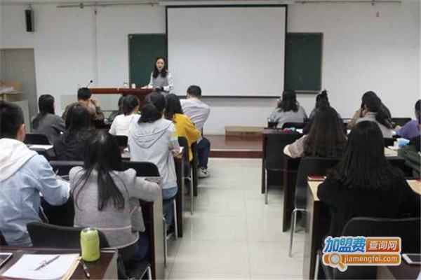 旗帜培训加盟费