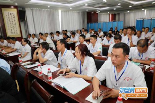 爱心辅导中心加盟费