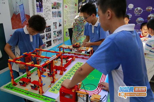 毛豆创客教室加盟门店