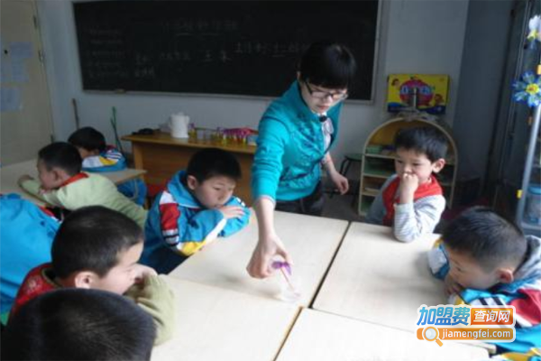 小牛顿辅导中心加盟费