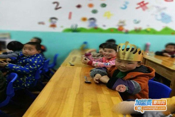 小太阳托儿所加盟费