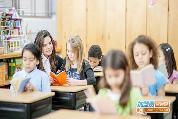 新引擎素质教育加盟门店