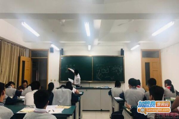 诵苑语言艺术培训中心