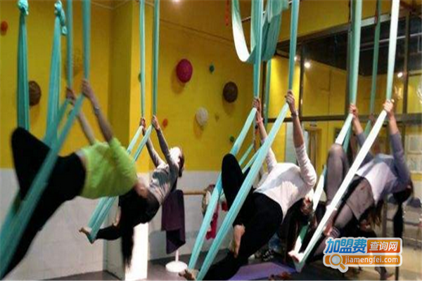 V舞舞蹈培训中心加盟费