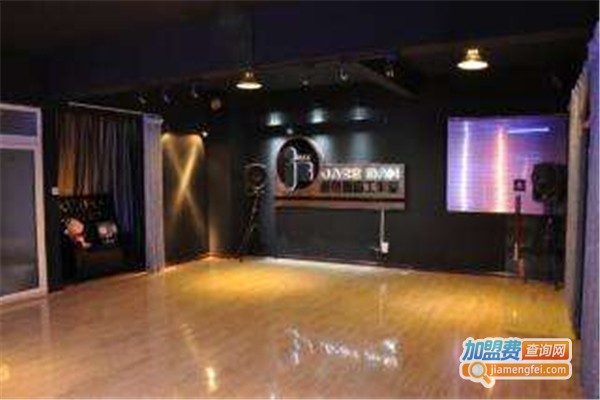 爵艺舞蹈培训中心加盟费