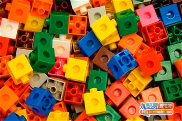 创百变乐高教育加盟费