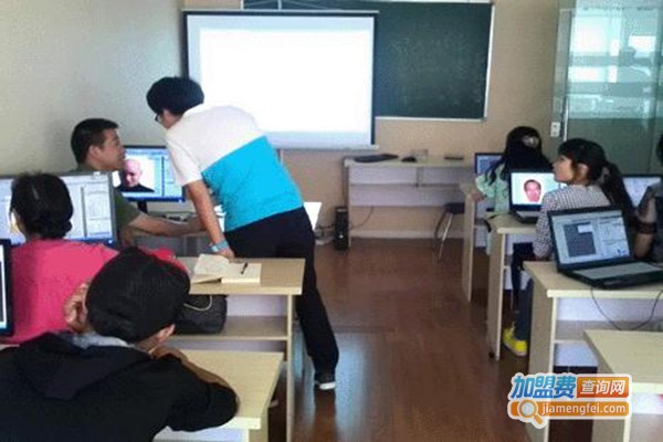 成杰教育加盟费